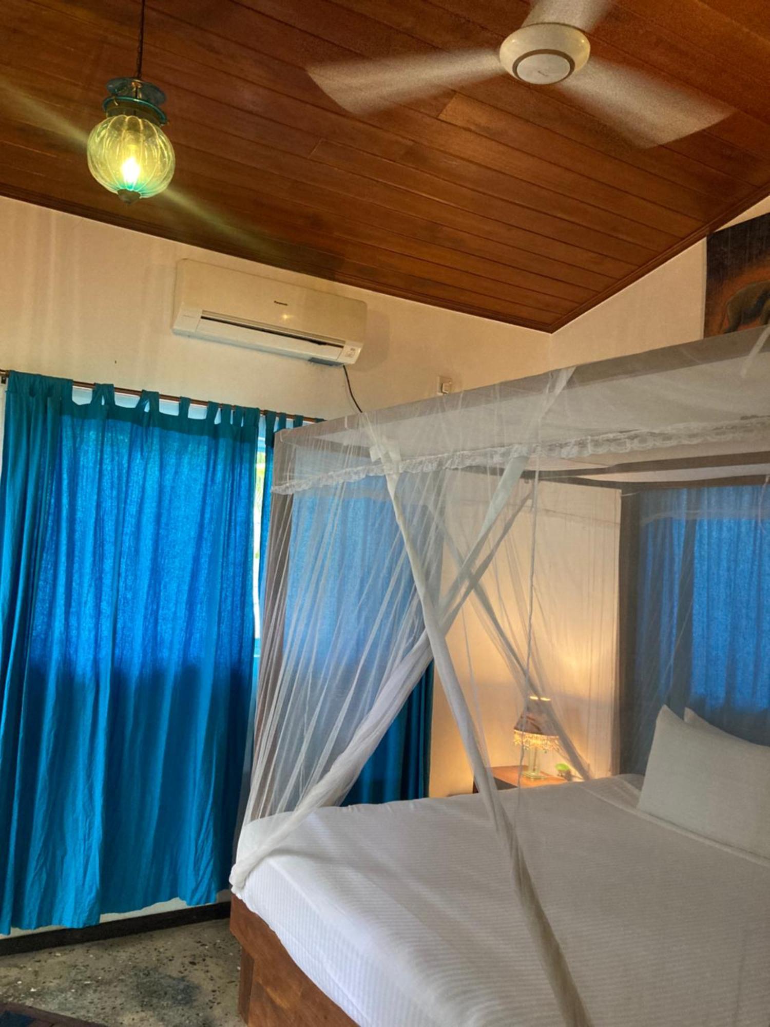 Amba Kola Udawalawa Hotel Udawalawe Bagian luar foto